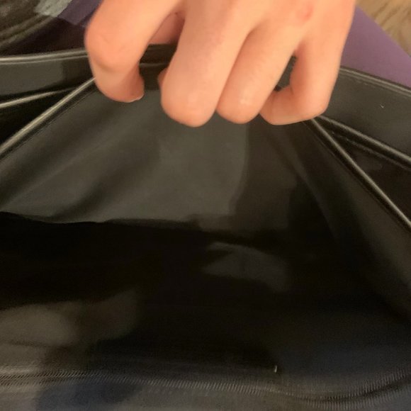 Authentic Kenneth Cole Briefcase - Picture 9 of 12